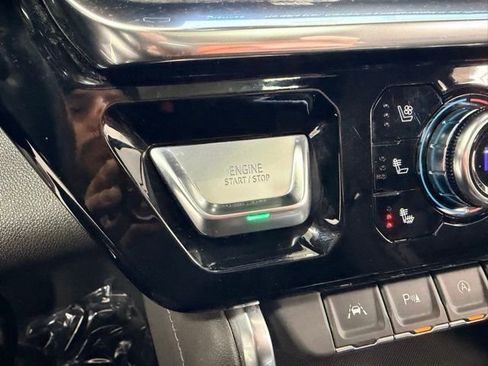 Certified 2023 GMC Sierra 1500 Denali image 18