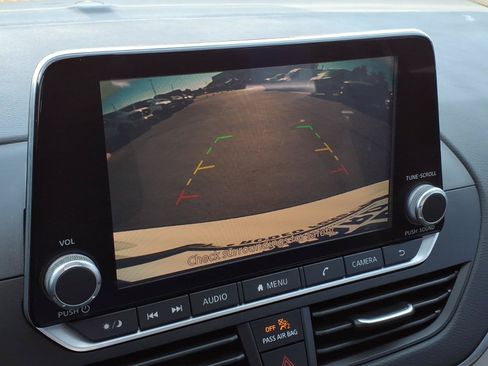 Used 2020 Nissan Altima 2.5 S FWD image 21
