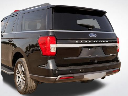 Used 2022 Ford Expedition Max XLT AWD/4WD image 3