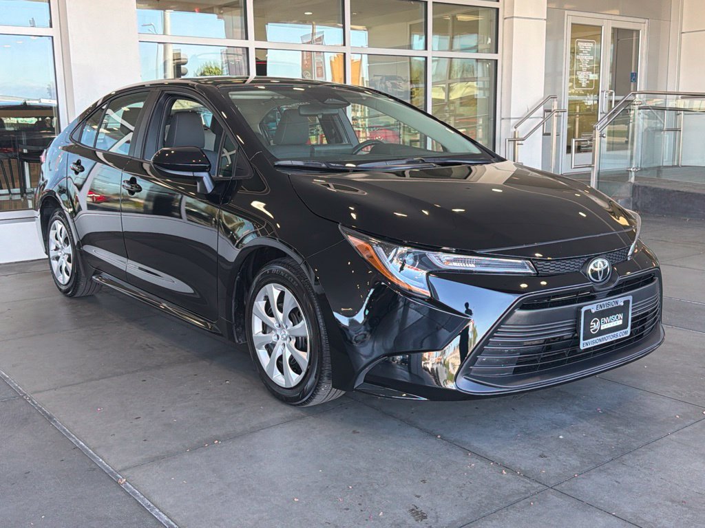 Certified 2025 Toyota Corolla LE FWD image 8