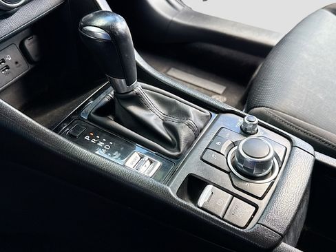 Used 2019 MAZDA CX-3 Touring FWD image 12