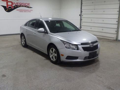 Used 2014 Chevrolet Cruze LT image 5