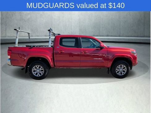 Used 2016 Toyota Tacoma SR5 w/ SR5 Appearance Package (SN) AWD/4WD image 8