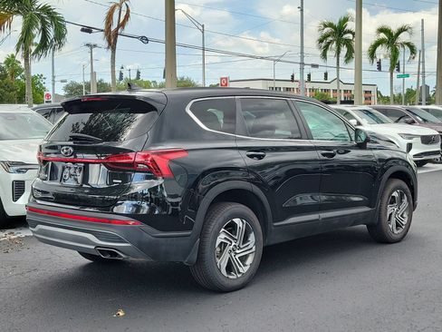 Used 2022 Hyundai Santa Fe SE AWD/4WD image 3