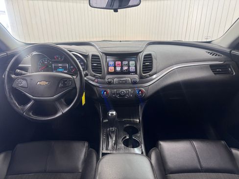 Used 2016 Chevrolet Impala LT image 17