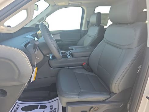 Used 2026 Ford Expedition Max Active AWD/4WD image 10