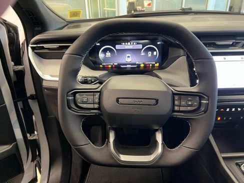 New 2026 Jeep Cherokee Limited AWD/4WD image 16
