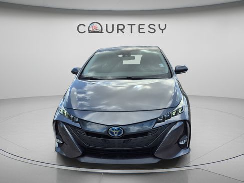 Used 2022 Toyota Prius Prime Limited FWD image 10