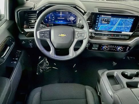 Used 2026 Chevrolet Silverado 1500 LT AWD/4WD image 22