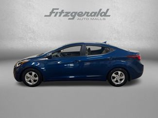 Used 2015 Hyundai Elantra SE FWD video 2