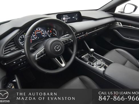 Certified 2025 MAZDA MAZDA3 2.5 S Hatchback w/ Premium Pkg image 25