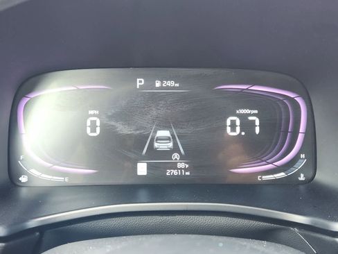 Used 2025 Kia Soul LX w/ LX Technology Package FWD image 15
