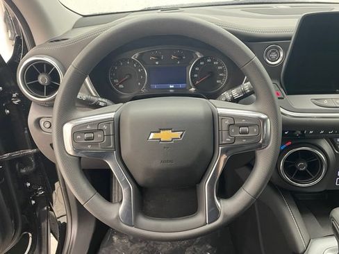 New 2026 Chevrolet Blazer LT w/ Convenience Package AWD/4WD image 11