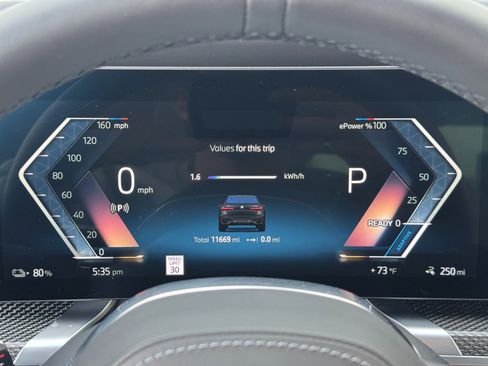 Used 2023 BMW i7 xDrive60 image 19