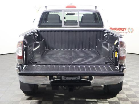 Used 2012 Toyota Tacoma PreRunner w/ TRD Off-Road Pkg RWD image 10