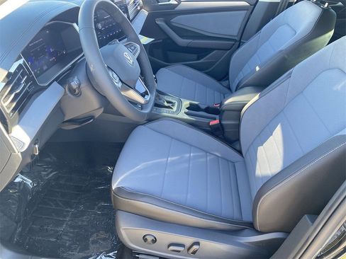 New 2026 Volkswagen Jetta SE image 15