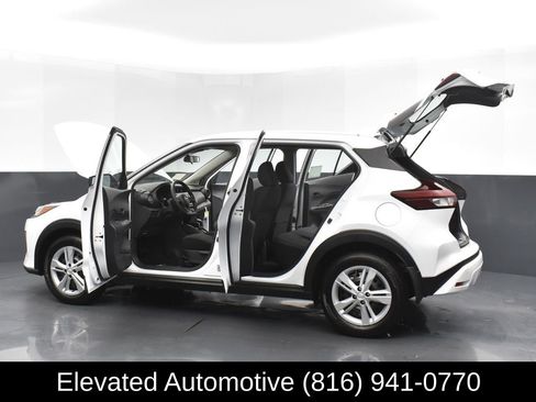 Used 2025 Nissan Kicks Play S FWD image 24
