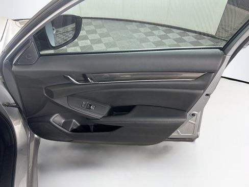 Used 2022 Honda Accord Sport image 30