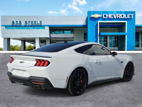 Used 2024 Ford Mustang GT Premium RWD image 4