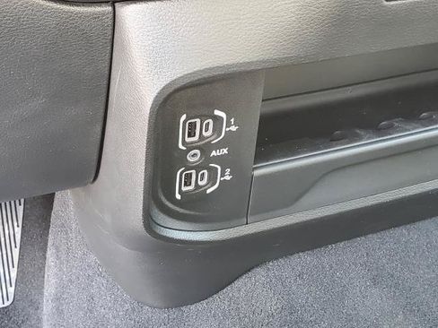 New 2026 RAM 2500 Big Horn AWD/4WD image 15