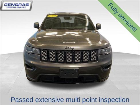 Certified 2021 Jeep Grand Cherokee Laredo X AWD/4WD image 2