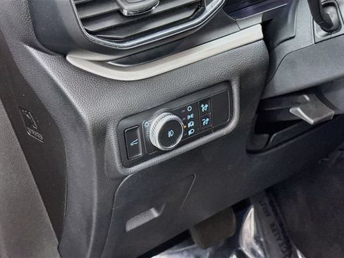 Used 2021 Ford Explorer XLT w/ Equipment Group 202A AWD/4WD image 10