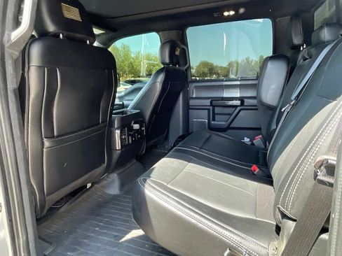 Used 2019 Ford F150 Lariat w/ Equipment Group 502A Luxury AWD/4WD image 27