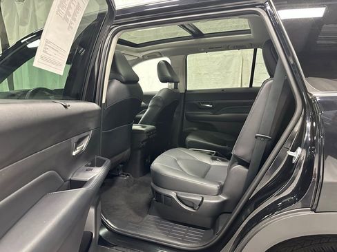 Used 2025 Toyota Grand Highlander AWD image 47