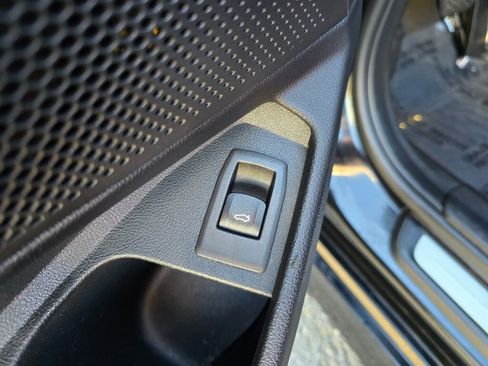 Used 2019 BMW 330i Sedan image 14