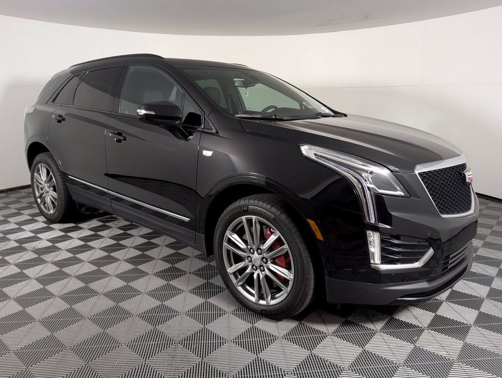 Used 2024 Cadillac XT5 Sportv AWD/4WD image 9