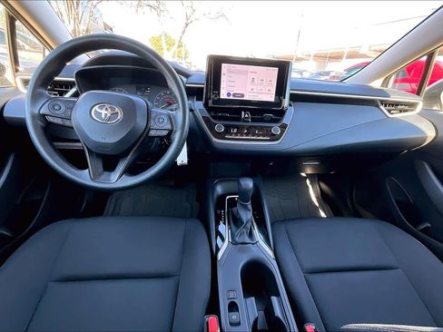 Used 2024 Toyota Corolla LE image 15