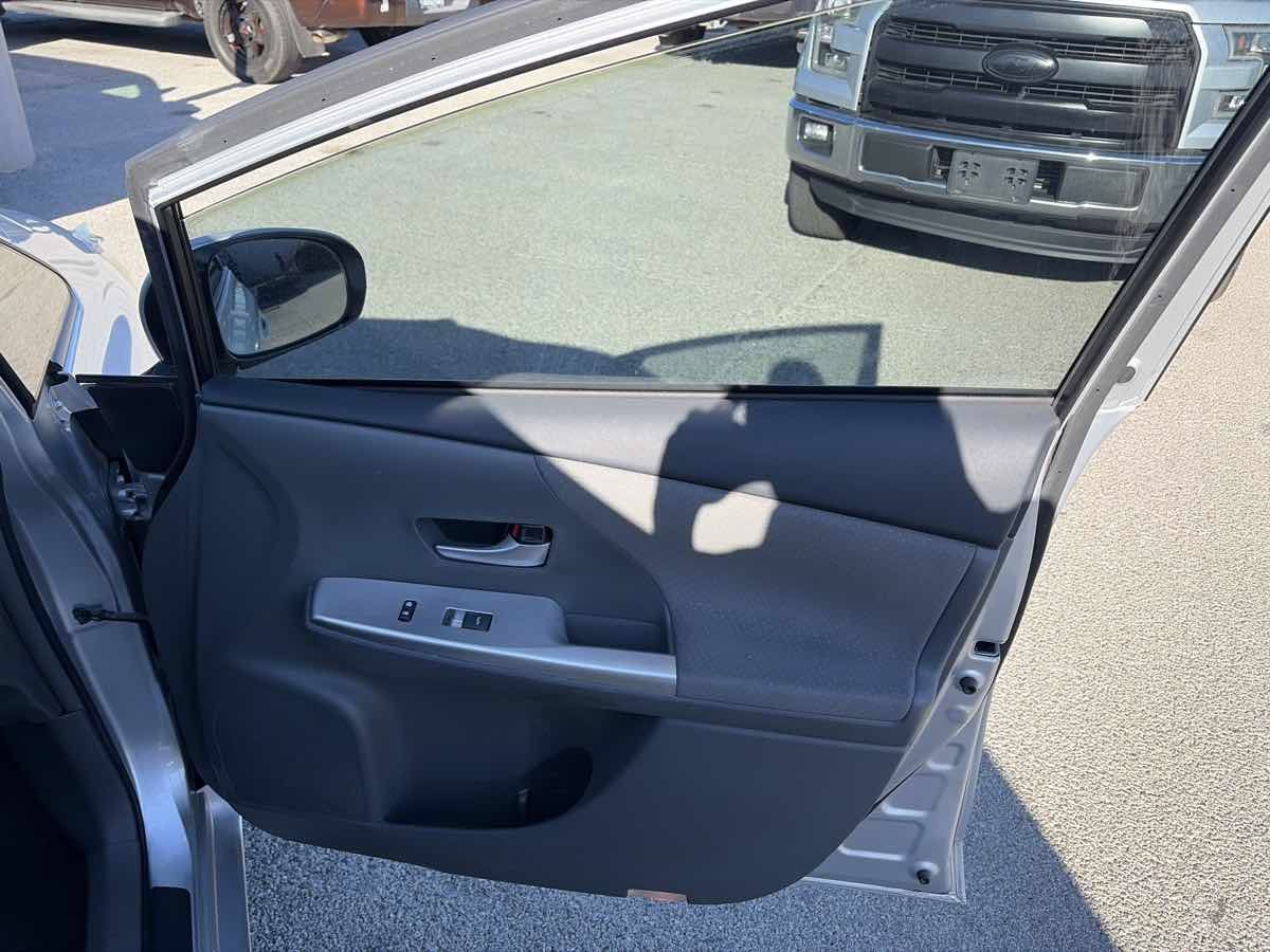 Used 2012 Toyota Prius V Three FWD image 26