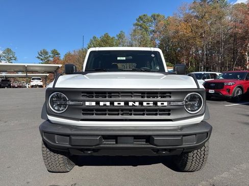 New 2025 Ford Bronco Base w/ Sasquatch Package image 8