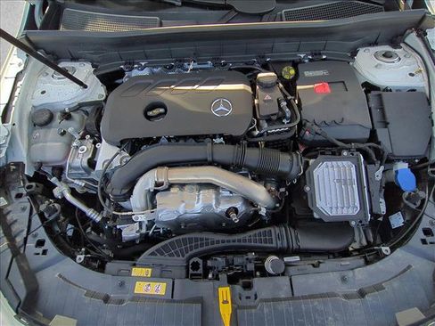 New 2026 Mercedes-Benz GLB 250 image 17