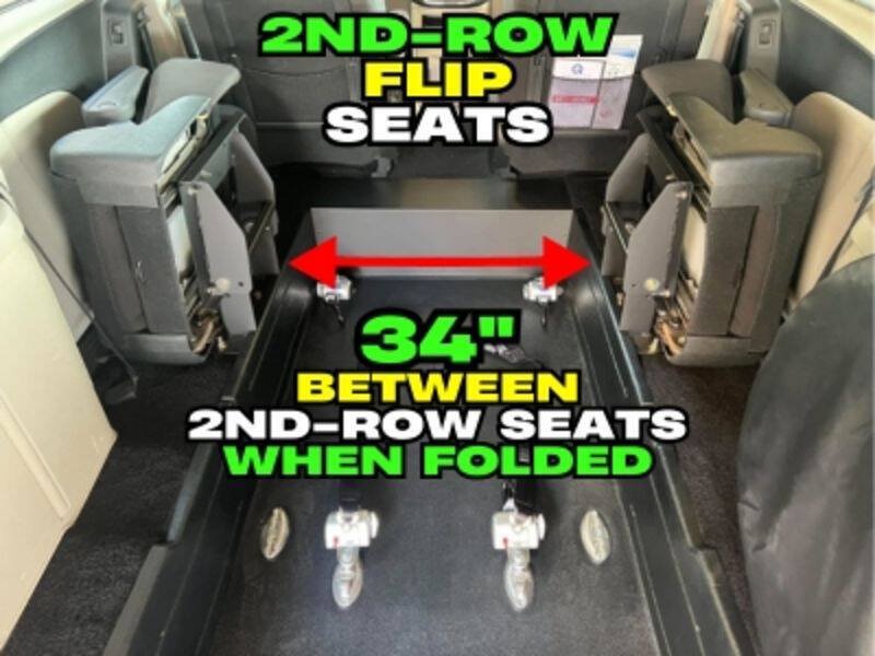 Used 2018 Dodge Grand Caravan SE w/ UConnect Hands-Free Group FWD image 37
