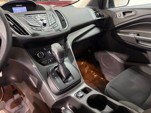 Used 2014 Ford Escape S image 25