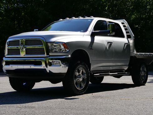 Used 2018 RAM 2500 Big Horn image 6