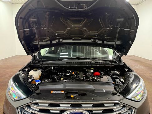 Used 2024 Ford Edge Titanium image 19