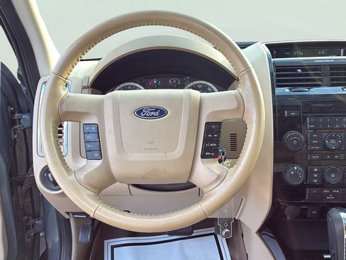 Used 2012 Ford Escape Limited FWD image 28