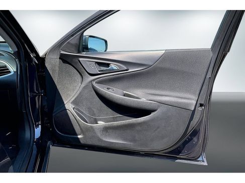 Used 2023 Chevrolet Malibu LT FWD image 27