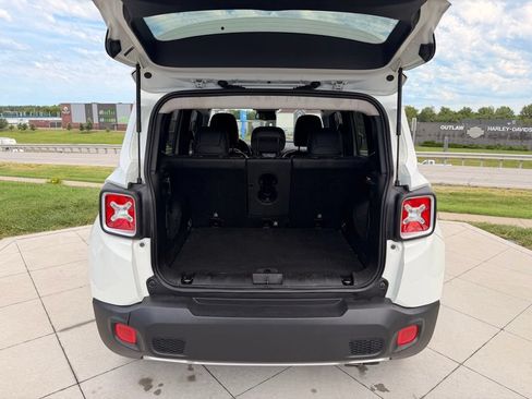 Used 2015 Jeep Renegade Limited w/ Safety & Security Group I FWD image 29