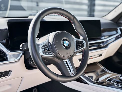 Used 2024 BMW X7 M60i w/ Executive Package AWD/4WD image 40