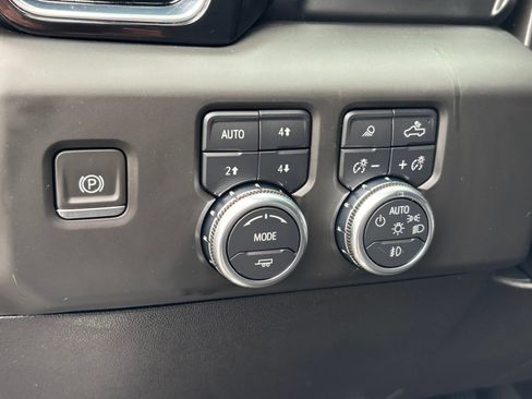 Used 2024 GMC Sierra 1500 Denali AWD/4WD image 20