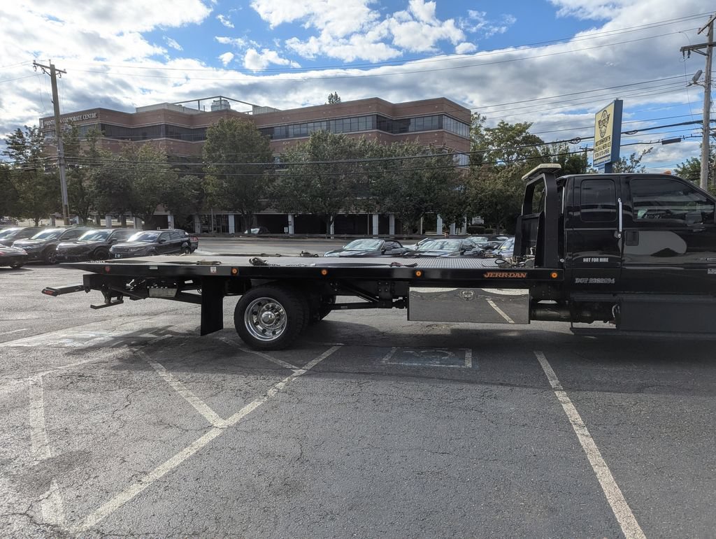 Used 2019 Ford F650 2WD SuperCab Super Duty image 8
