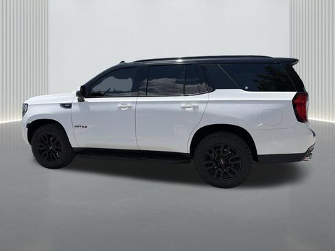 Used 2023 GMC Yukon AT4 w/ Technology Package AWD/4WD image 8