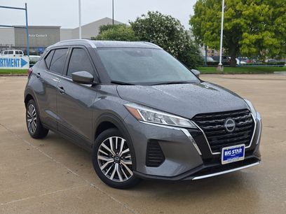 Used 2023 Nissan Kicks SV