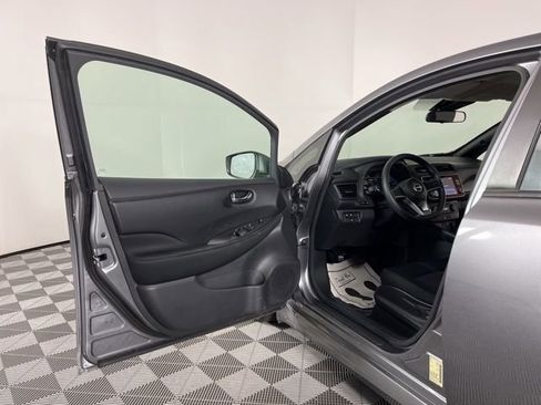 Used 2023 Nissan Leaf S FWD image 16
