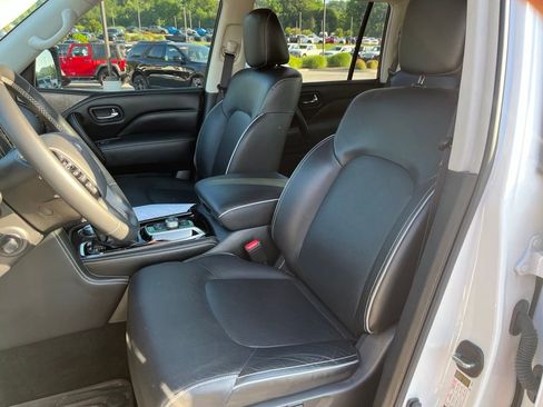 Used 2023 INFINITI QX80 Premium Select w/ Cargo Package AWD/4WD image 8