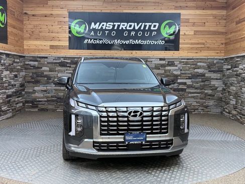Used 2023 Hyundai Palisade Calligraphy w/ Winter Package AWD/4WD image 2