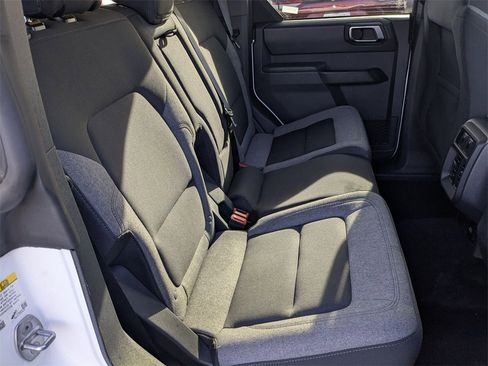 Used 2025 Ford Bronco Big Bend image 36